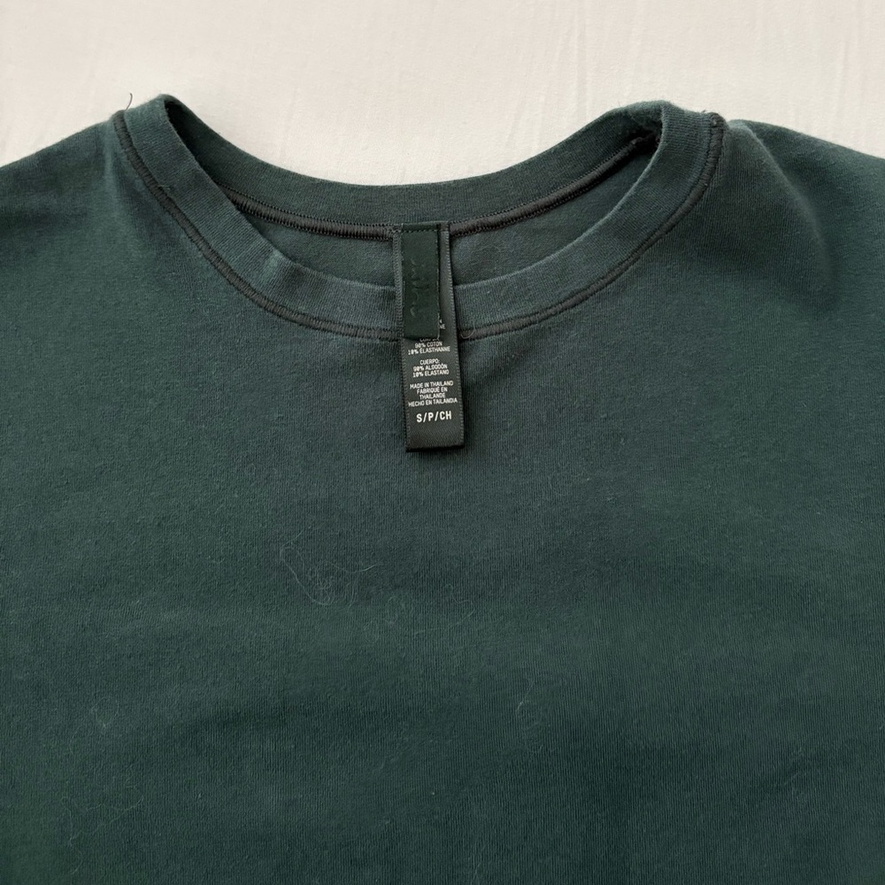 Skims Long Sleeve Cotton Jersey T- Shirt - Picture 2 of 4